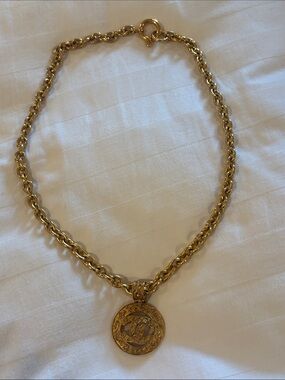 CHANEL Gold-Tone Medallion Chain Necklace